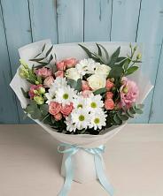 Букет цветов из:  Розы, Лизиантусы и Хризантемы в Володарске