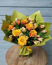 Букет цветов из:  Альстромерии и Розы #REPLACE_PRED# Володарске
