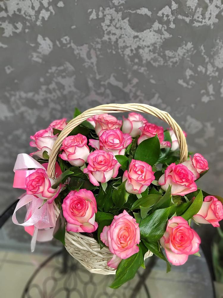 Цветочная композиция из Розы в корзине в Володарске