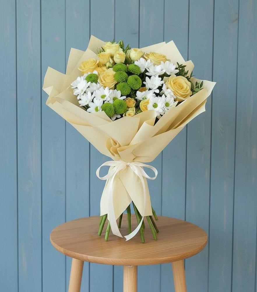 Букет цветов из: Хризантемы и Розы в Володарске