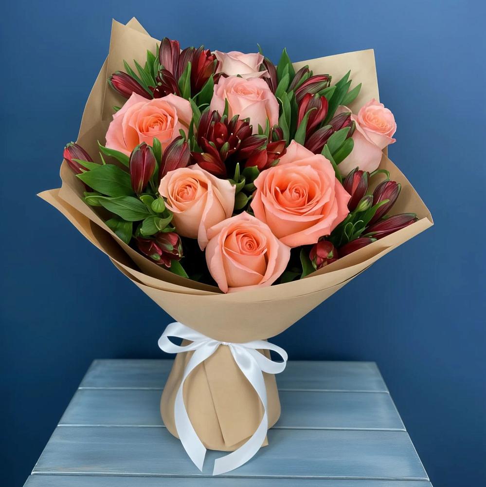 Букет цветов из: Розы и Альстромерии в Володарске