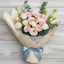Букет цветов из:  Лизиантусы в Володарске