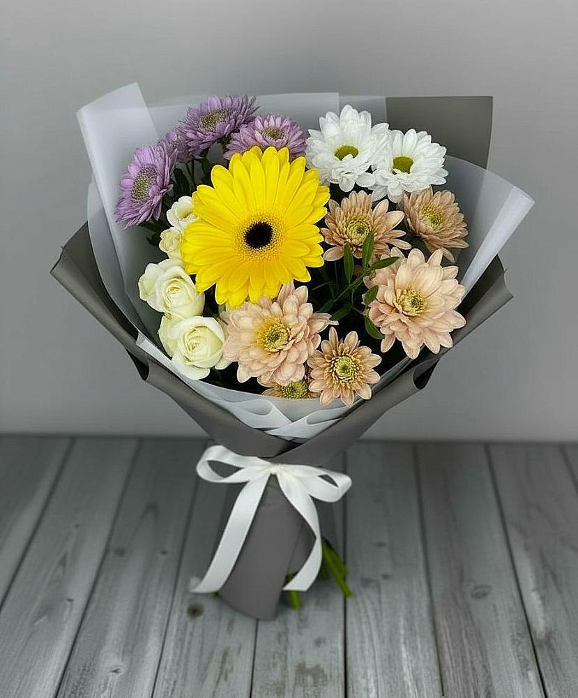 Букет цветов из: Розы, Герберы и Хризантемы в Володарске