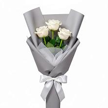 Букет 3 белые розы в Володарске