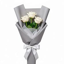 Букет 3 белые розы в Володарске