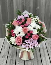 Букет цветов из:  Альстромерии, Гвоздики, Розы и Хризантемы в Володарске