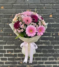 Букет цветов из:  Герберы и Хризантемы в Володарске