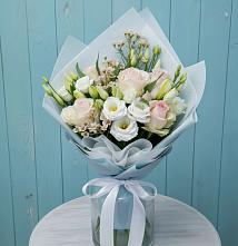 Букет цветов из:  Розы и Лизиантусы в Володарске
