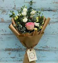 Букет цветов из:  Розы и Лизиантусы в Володарске
