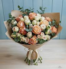 Букет цветов из:  Альстромерии и Розы #REPLACE_PRED# Володарске